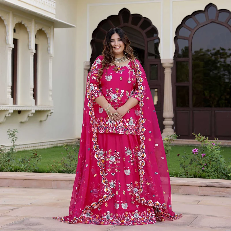 Pink-Lehenga-Set-Lavina-040A0262-1.webp